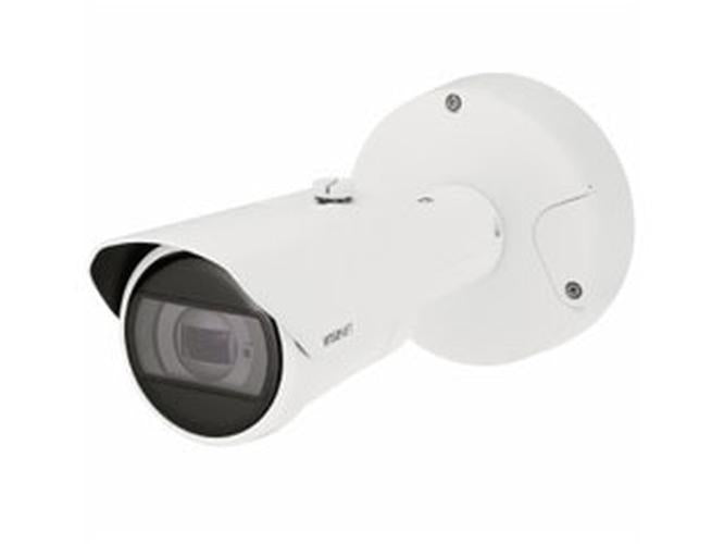 Witte Hanwha XNO-C6083R outdoor bullet beveiligingscamera met varifocale 2.8~12mm lens en muurbeugel.