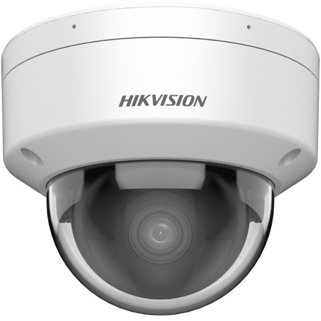 Witte Hikvision 8MP AcuSense dome beveiligingscamera met transparante lenskap en robuust design.