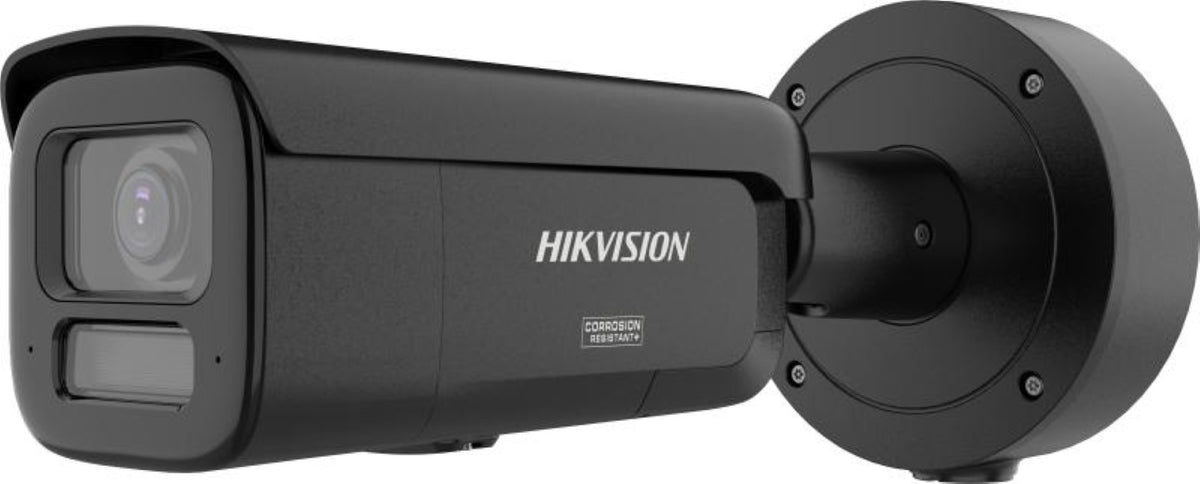Zwarte Hikvision 8MP ColorVu bullet IP-camera met varifocale lens en robuuste behuizing voor buiten.