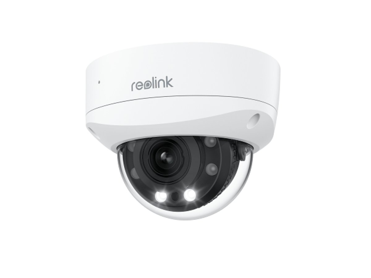 Witte Reolink P437 8MP PoE dome-beveiligingscamera met 5x optische zoom en ingebouwde LED-spotlights.
