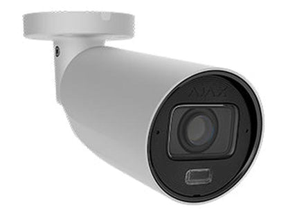 Witte Ajax BulletCam 8MP beveiligingscamera met varifocale lens en hybride verlichting voor buiten.