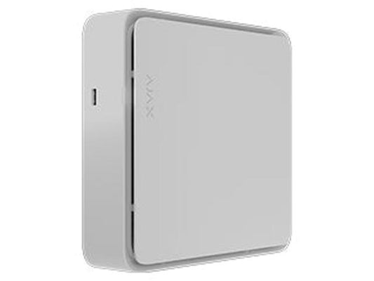 Witte Ajax NVR HAC 8-kanaals 4K recorder met strak, compact design en Ajax-logo op de voorzijde.