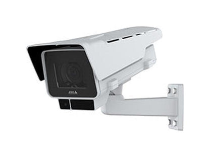 Witte Axis P1387-LE 5MP PoE box buitencamera met zonnekap en wandbeugel voor professionele videobewaking.