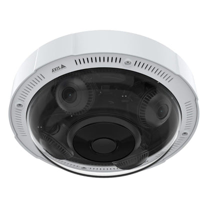 Witte Axis P3738-PLE multidirectionele 360° beveiligingscamera met vier 4K lenzen onder een transparante koepel.