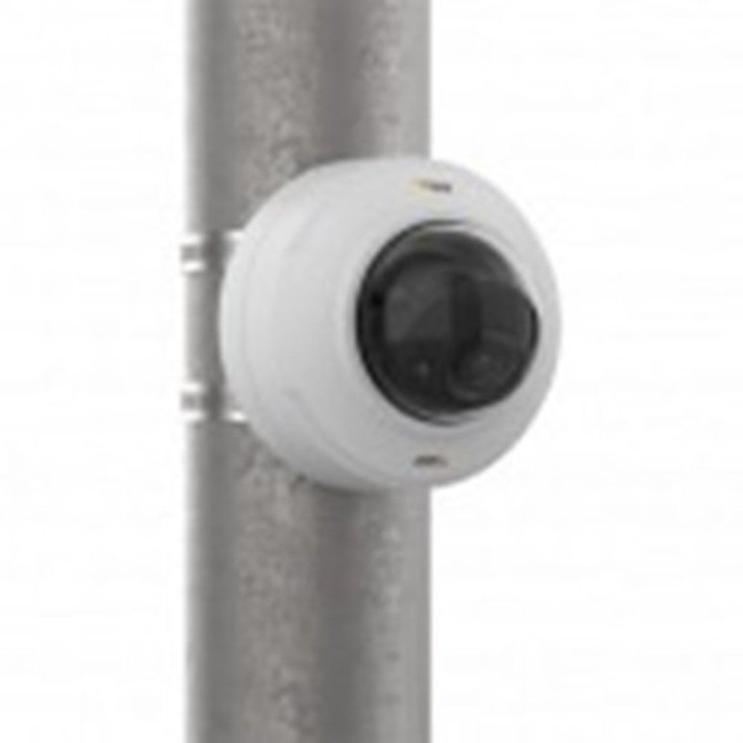 Witte Axis T94C01U universele montagebeugel met domecamera gemonteerd op een metalen paal.