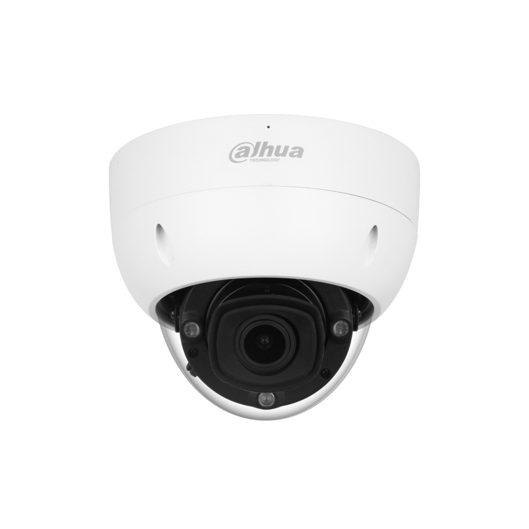 Witte Dahua WizMind anti-corrosie dome camera met vari-focale lens en professionele behuizing voor buiten.