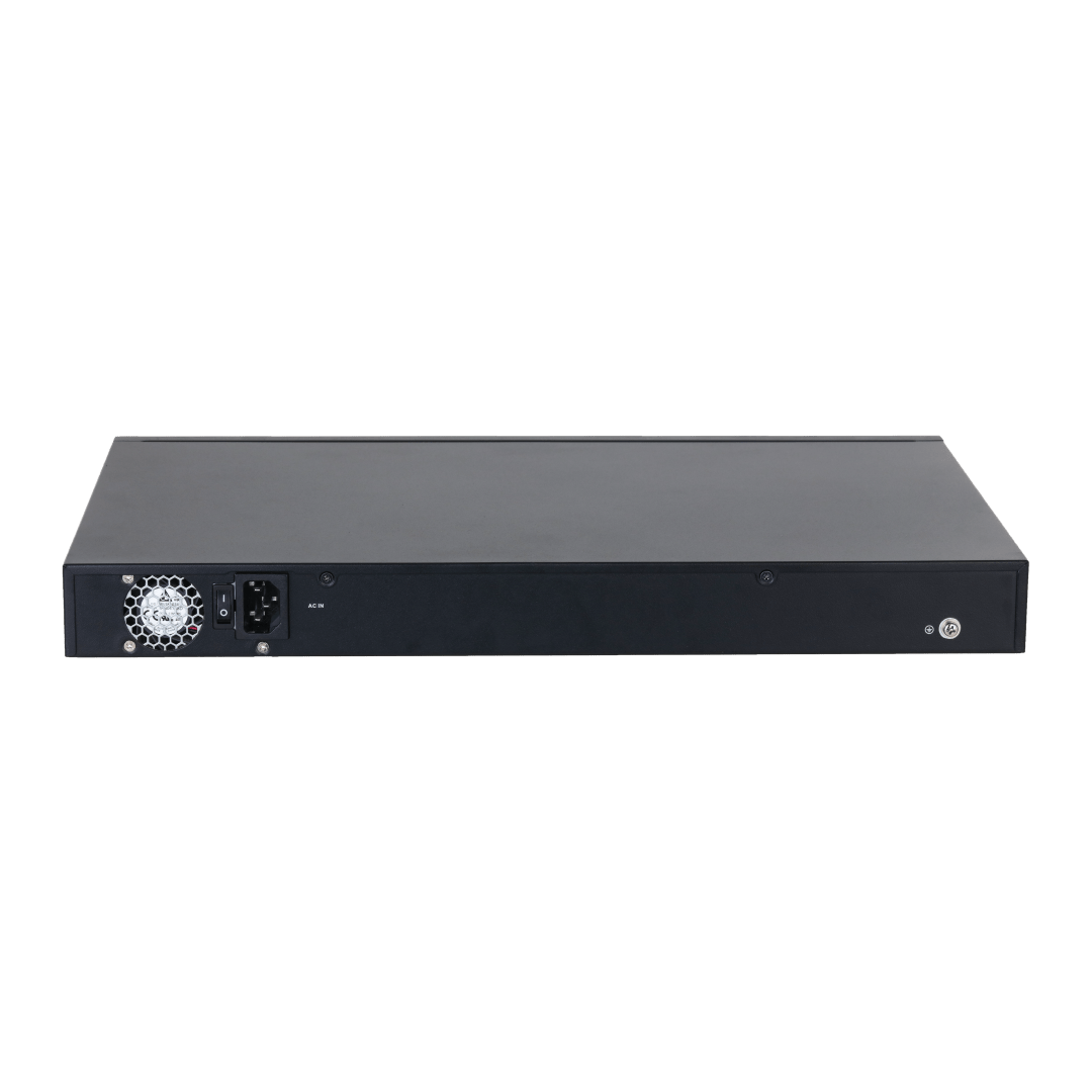 Zwarte achterzijde van Dahua LR2218-16ET-240-V2 switch met stroomaansluiting, aan-uitschakelaar en koelventilator.