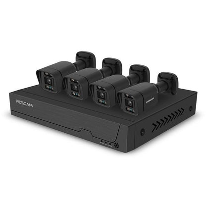Zwarte Foscam 4K PoE NVR-set met vier bullet camera's en 2TB harde schijf voor professionele camerabewaking.