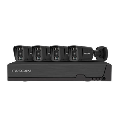 Zwarte Foscam 4K PoE bewakingsset met NVR en vier bullet camera's voor buiten.