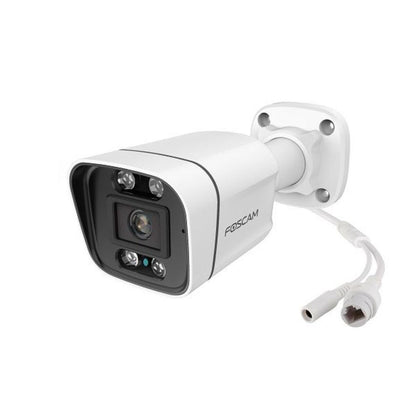 Witte Foscam V8EP 8MP PoE bullet camera met spotlight en IR-nachtzicht voor buitenbeveiliging.