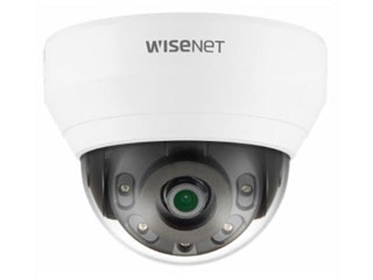 Witte Hanwha QND-7012R 4MP indoor dome beveiligingscamera met 2.8mm lens en IR nachtzicht.