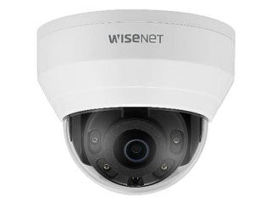 Witte Hanwha Wisenet 5MP indoor dome beveiligingscamera met 2.8mm lens en compact design voor plafondmontage.