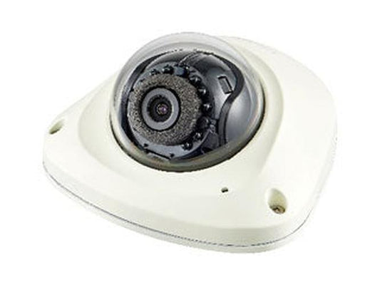 Witte Hanwha QNV-6023R outdoor dome beveiligingscamera met 2MP lens en IR-nachtzicht in een compacte behuizing.