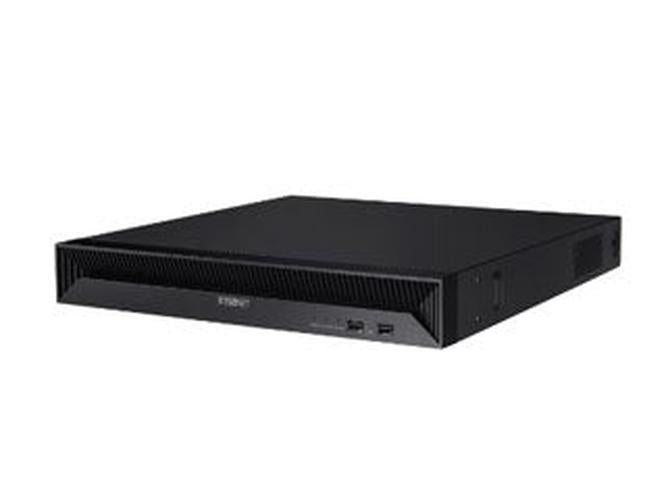 Zwarte Hanwha QRN-1630S 16-kanaals NVR netwerk videorecorder in een compacte 1U rackbehuizing.
