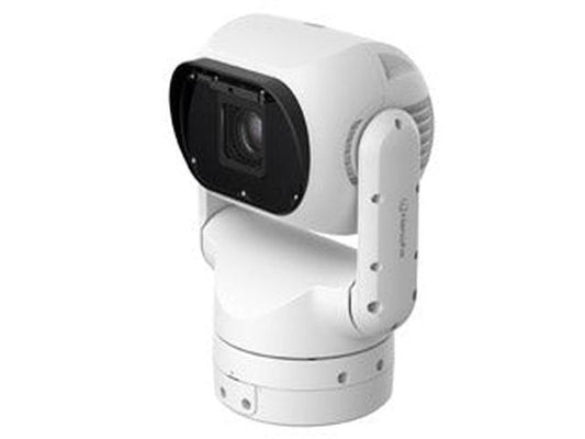 Witte Hanwha TNP-A6550RW PTZ-beveiligingscamera met grote lens en 55x optische zoom voor buiten.