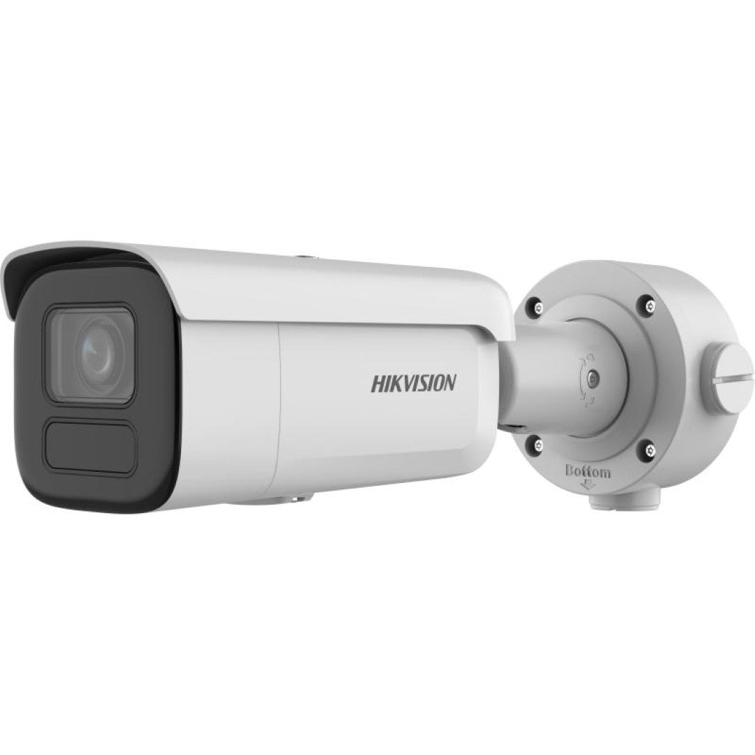 Witte Hikvision 4MP AcuSense bulletcamera met varifocale lens en stroboscoop voor buitenbeveiliging.