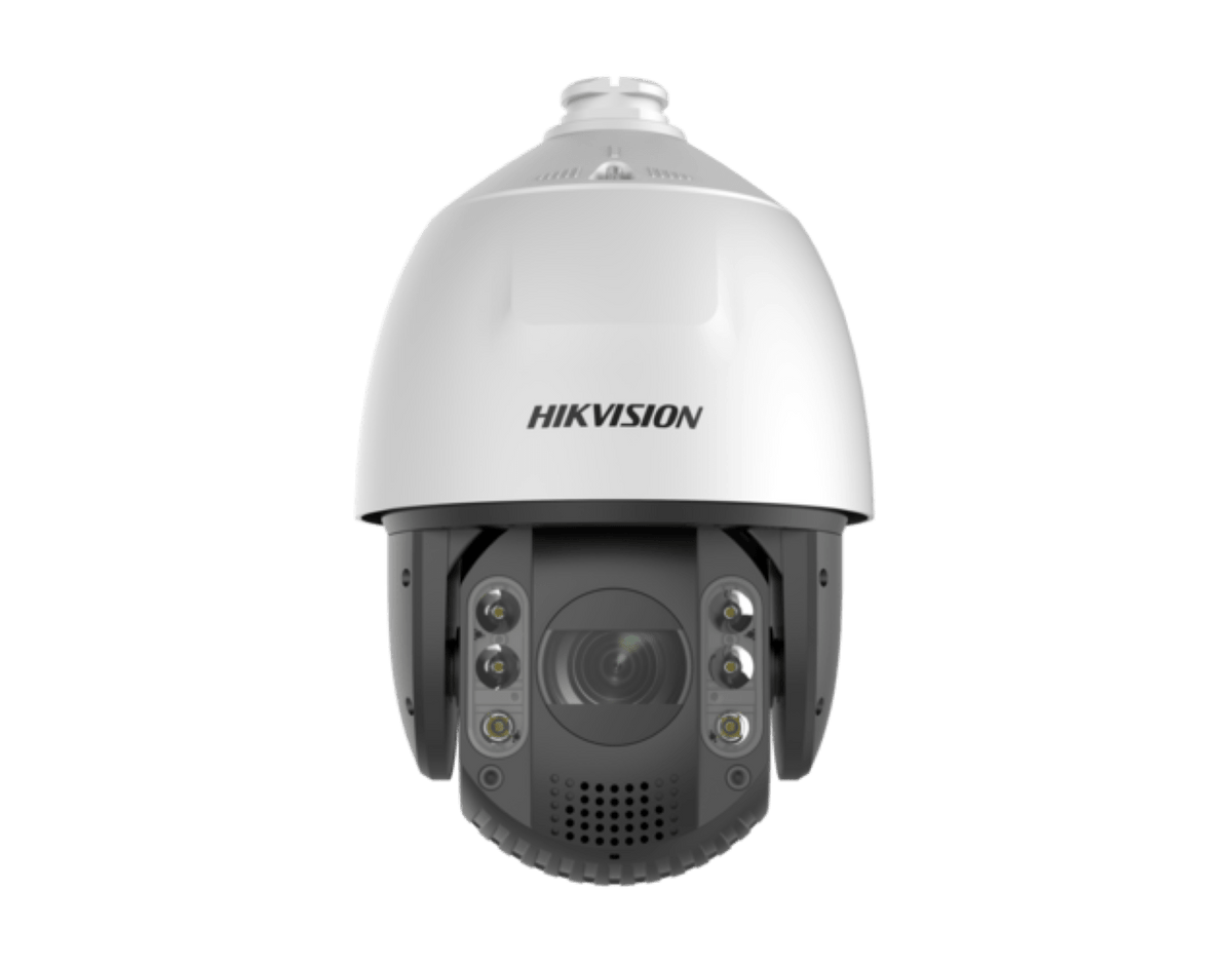 Witte Hikvision PTZ speed dome camera met 32x optische zoom, infrarood verlichting en geïntegreerde luidspreker.
