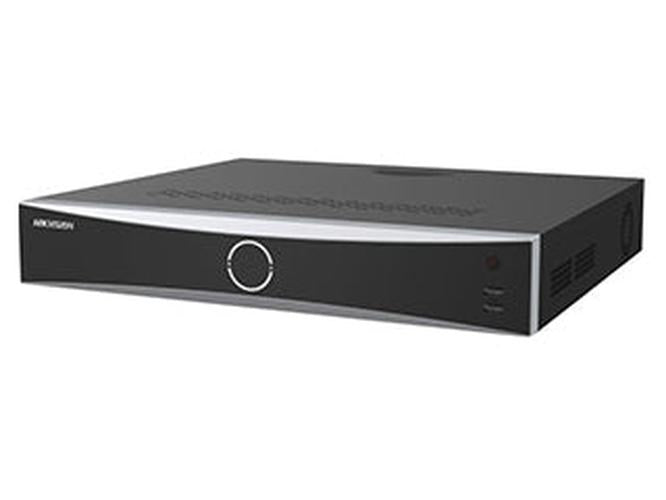 Zwarte Hikvision 32-kanaals AcuSense NVR met zilverkleurig frontpaneel en 4 HDD-bays voor professionele camerabeveiliging.