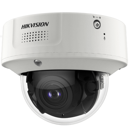 Witte Hikvision DeepinView domecamera met varifocale lens en robuuste behuizing voor buitenbeveiliging.
