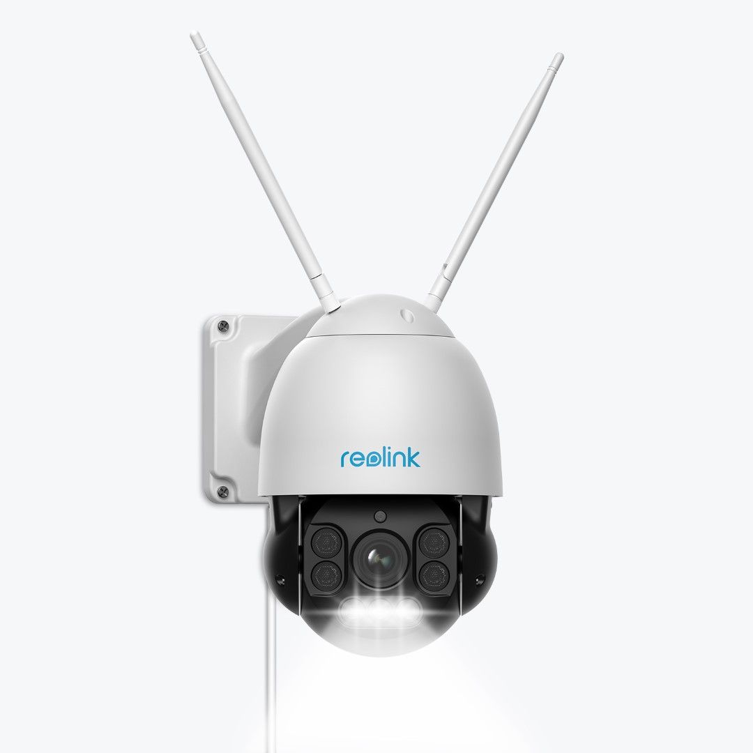 Witte Reolink RLC-523WA WiFi PTZ-beveiligingscamera met twee antennes, 4x optische zoom en ingebouwde LED-spotlight.