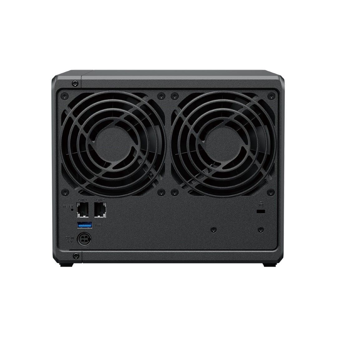 Zwarte achterkant van Synology DS425+ 4-bay NAS met dubbele ventilatoren, Ethernet-poorten en USB 3.2-aansluiting.
